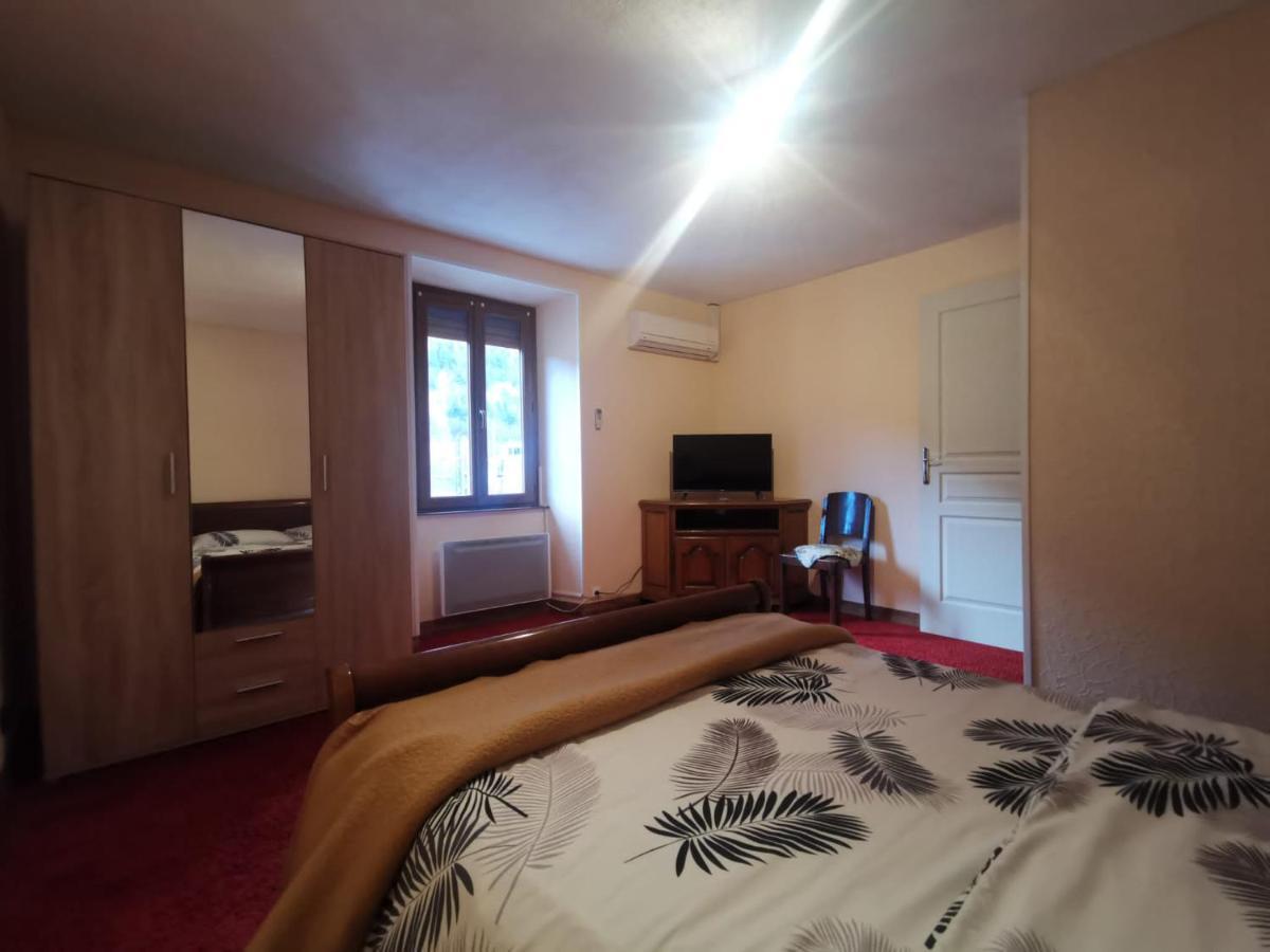 Au Bord De La Riviere Apartment *